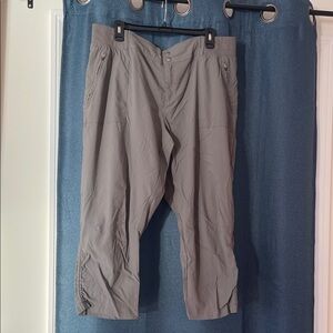 Reel Legends Gray Capris